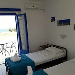 Vigles Affittacamere Adamantas (Milos)