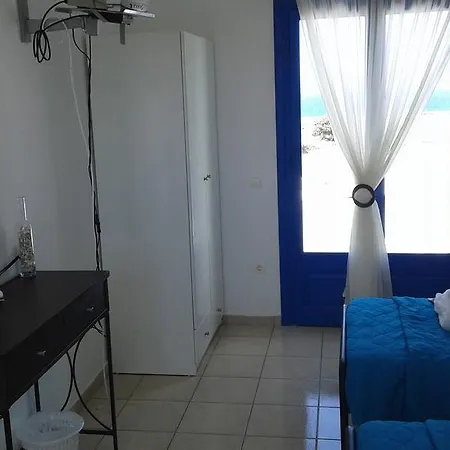 Vigles Guest house Adamantas (Milos)