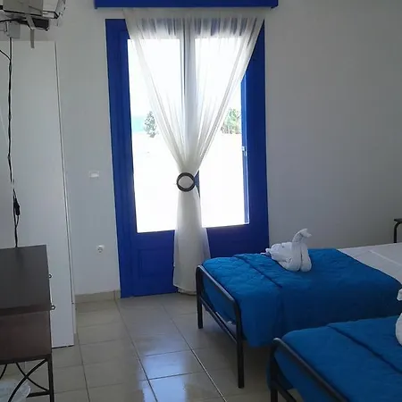Vigles Guest house Adamantas (Milos)
