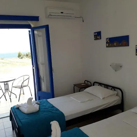 Vigles Guest house Adamantas (Milos)